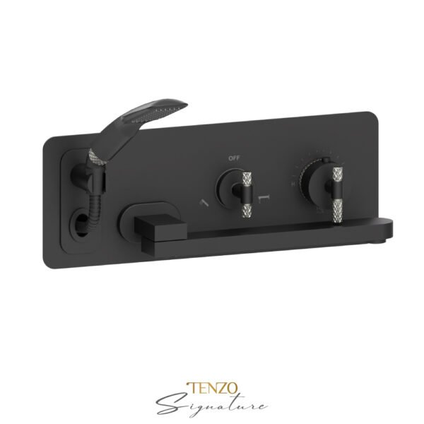 Wall mount tub ﬁller with retractable hose and swivel spout